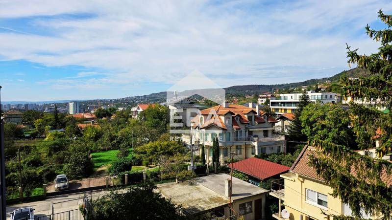 Продава се Тристаен апартамент в Варна, Бриз - 186 кв.м за 1075 €/кв.м - Снимка #10