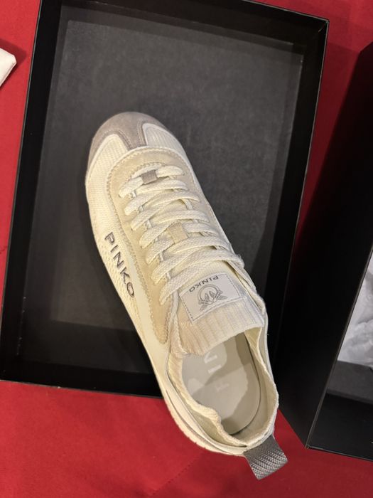 Pinko в отлично състояние