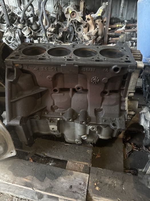 Bloc motor ambielat renault scenic 3 1.6 16 v  cod motor k4m