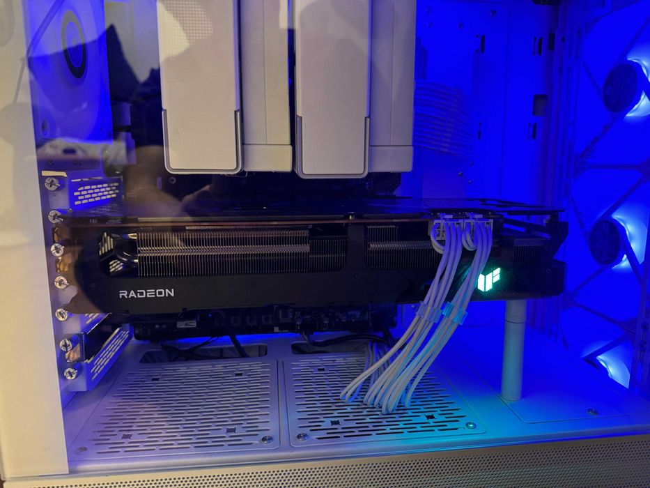 AMD Rx 6800 XT Asus Tuf Gaming OC Edition