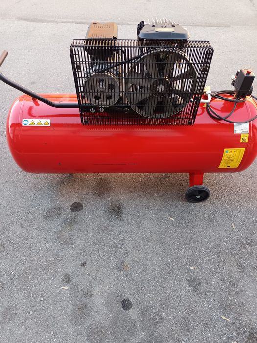 Компресор Fini 200 литра