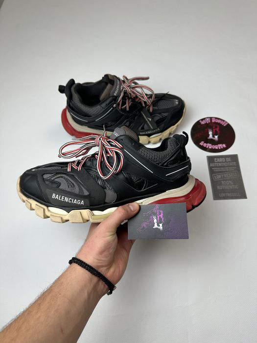 Balenciaga track bred size 41 fit 41-42