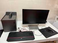 Sistem Desktop PC Gaming Lenovo Legion + Monitor LED IPS Lenovo 23.8"