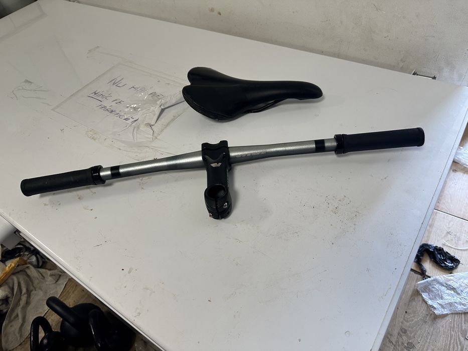 Ghidon, pipa, mansoane si sa pret 300 ron predare in Bucuresti