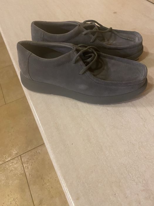 Vand pantofi de piele intoarsa Geox noi marimea 43