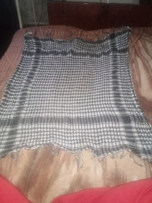 Продам шарф срочно