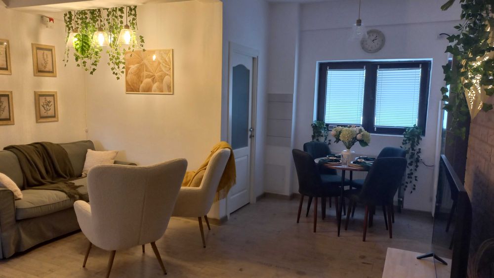 Apartament de lux 3 camere, central, complet utilat, direct proprietar