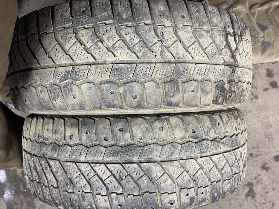 Шины на 15 185/60 2 шт в наличии
