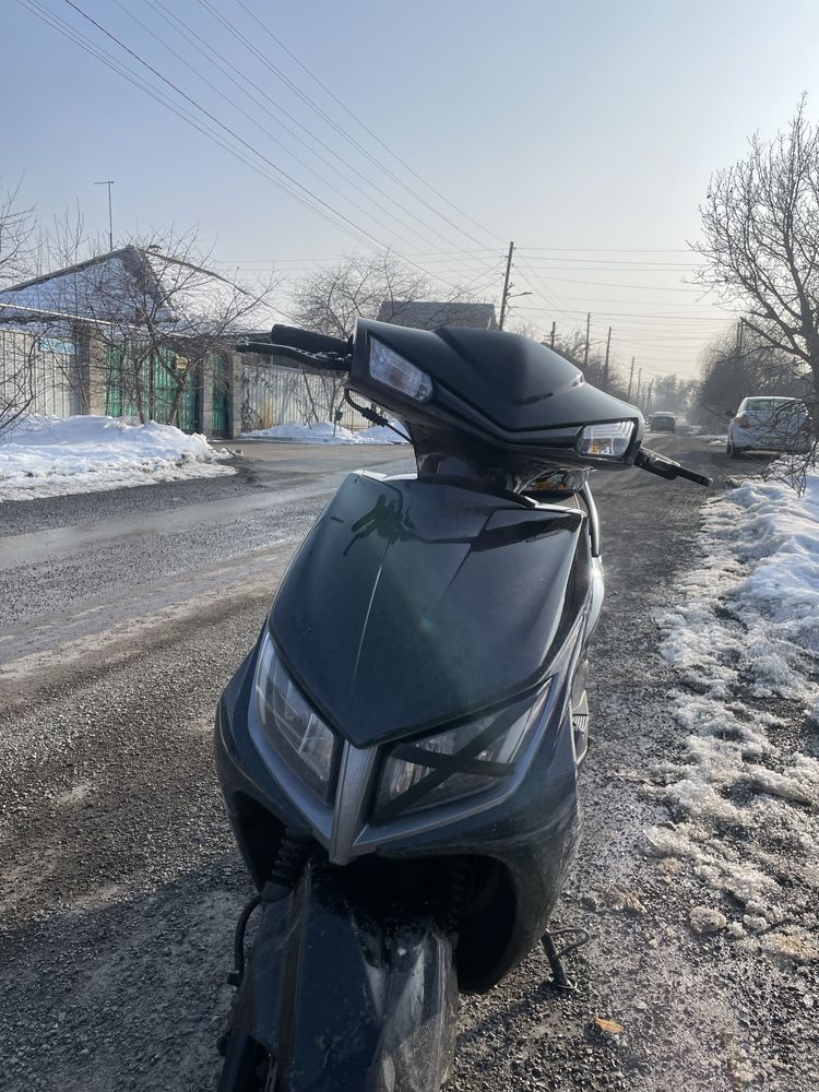 Мопед м8 отличный