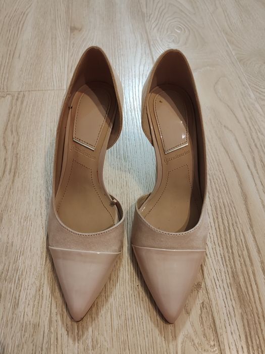 Noi! Pantofi stileto STRADIVARIUS