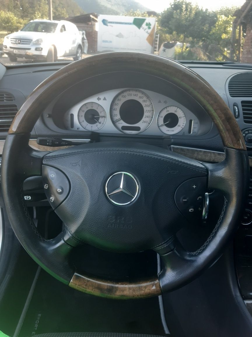 Махагонов волан Мерцедес w211