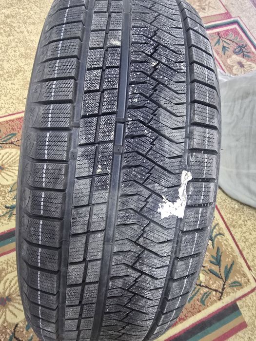 Triangle 235/55/19 зимний