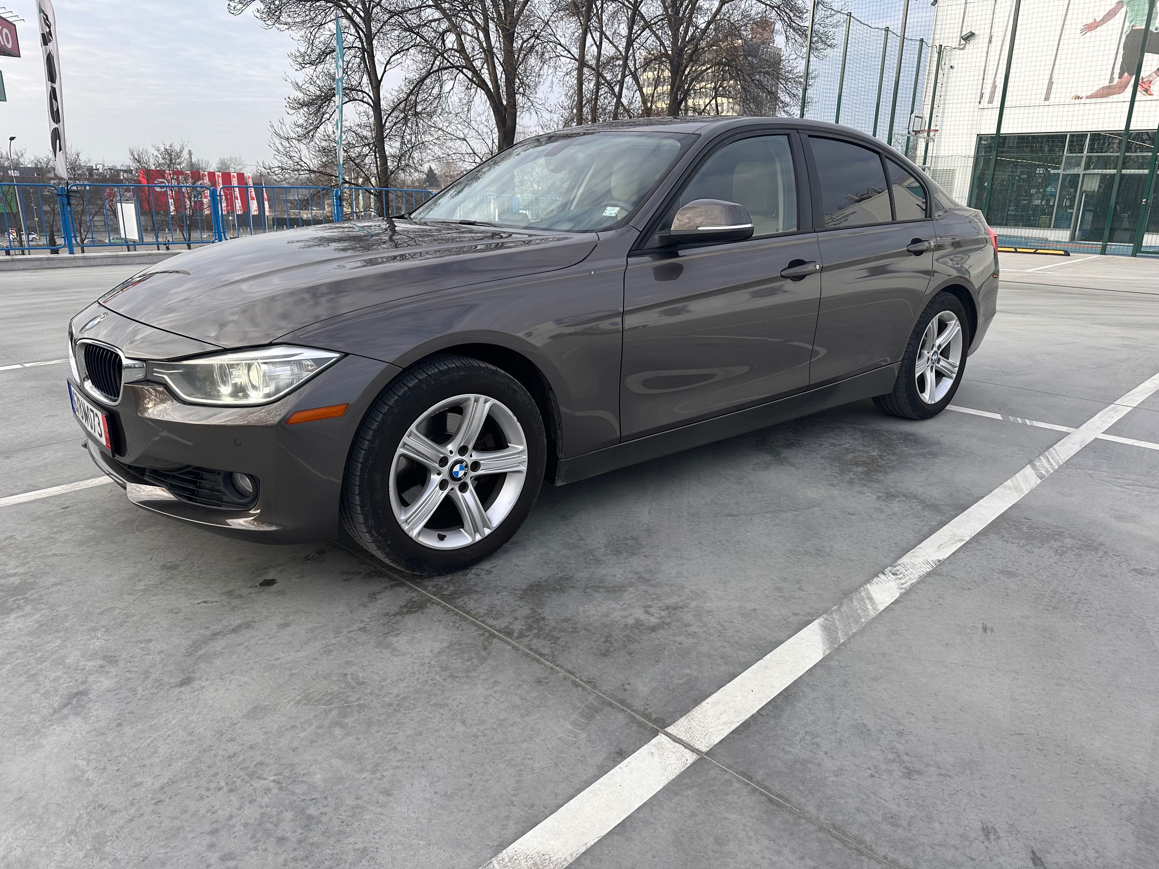 BMW   328i   f30