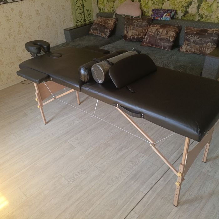 Массажная кушетка