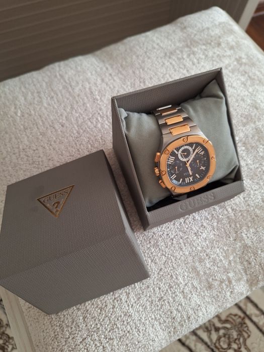 Guess watch America