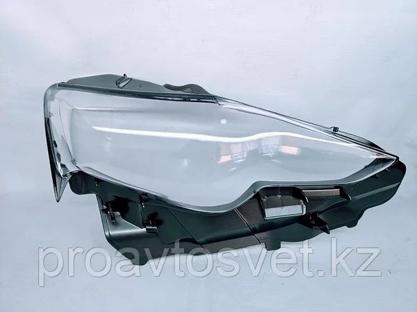 Стекло фар Lexus is 350