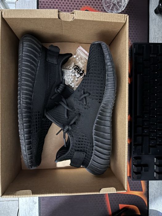 Adidas Yeezy Boost 350 V2 "Onyx"