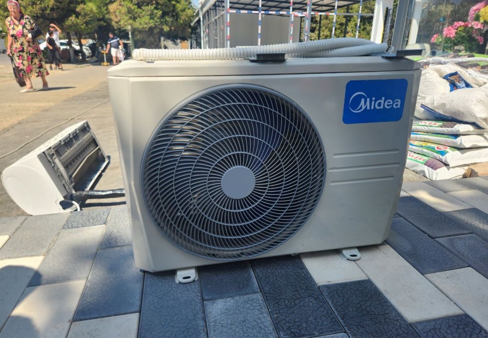 Кондиционер Midea 12 он-оф
