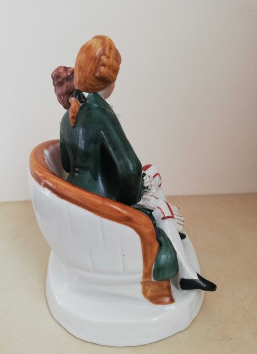 Порцеланова фигура