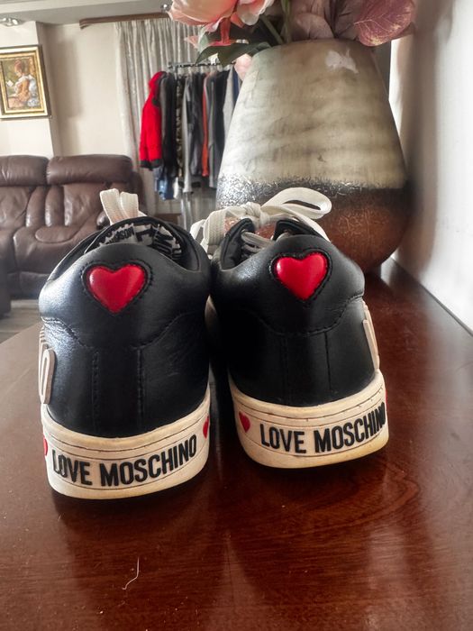 Love Moschino размер 38