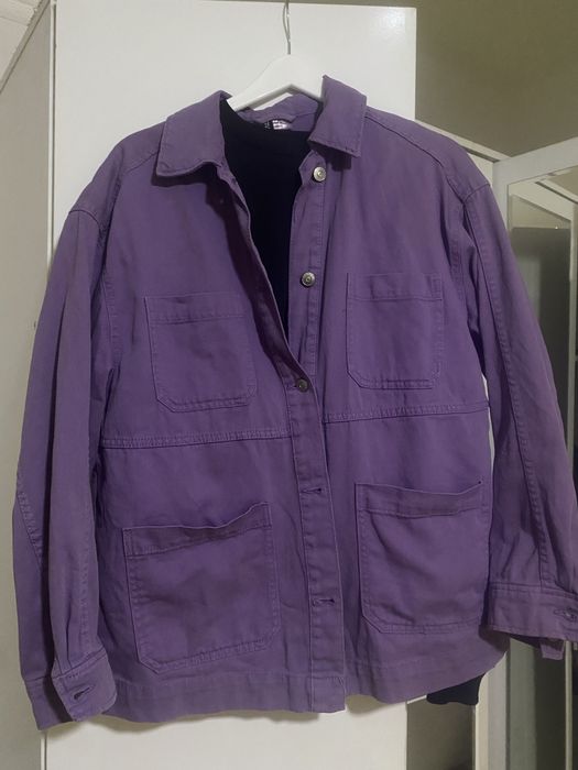 Джинсовка фиолетового цвета