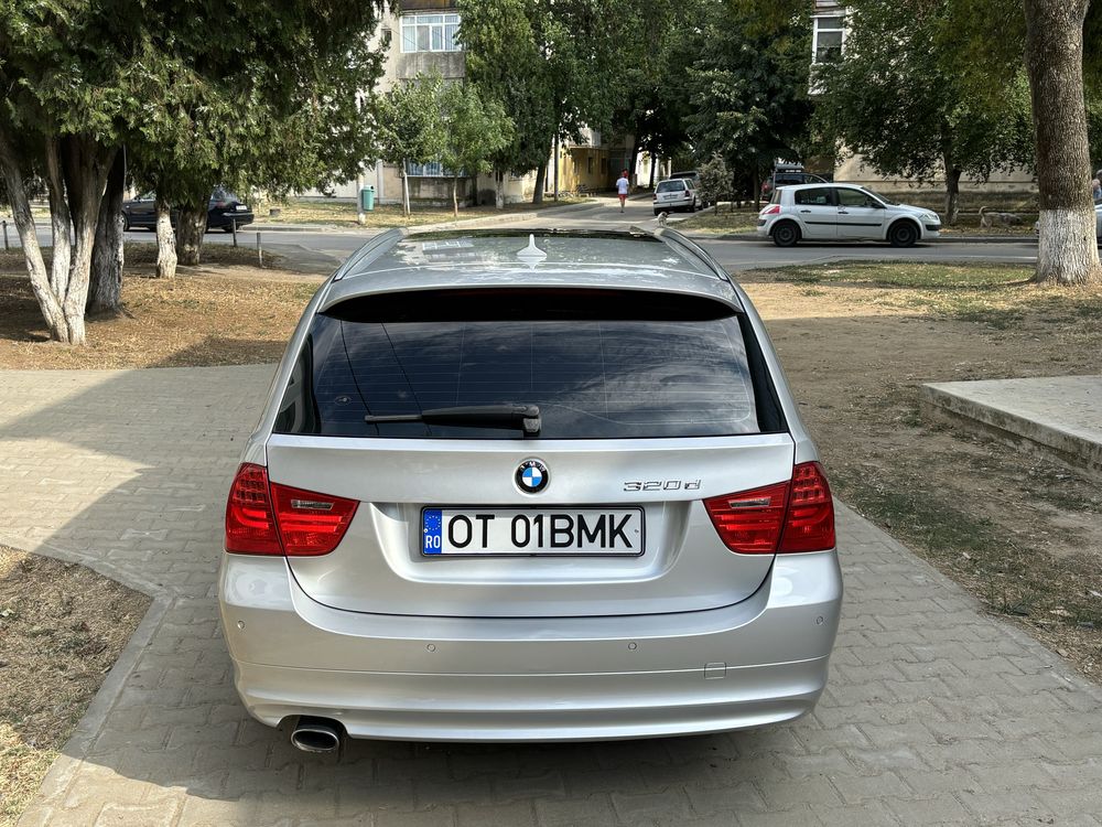 Bmw 320d* 184cp* automata* an2011* panoramic* bi-xenon