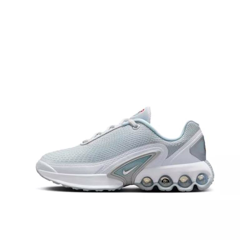 Дамски маратонки Nike air max DN