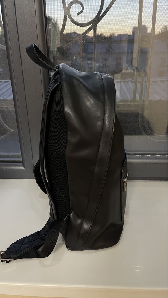 Рюкзак Guess original