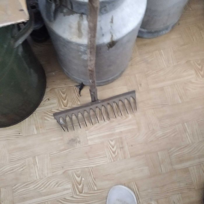 лопаты грабли вилы топоры крепкие, советские