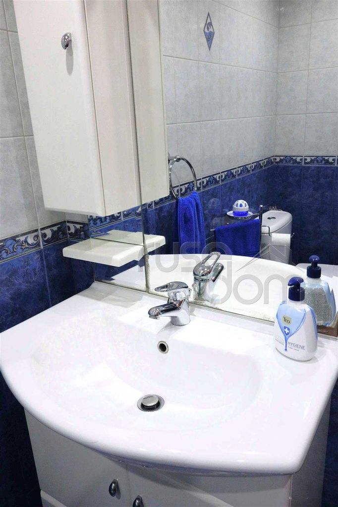 Продава се Тристаен апартамент в Русе, Алеи Възраждане - 98 кв.м за 2143 €/кв.м - Снимка #12