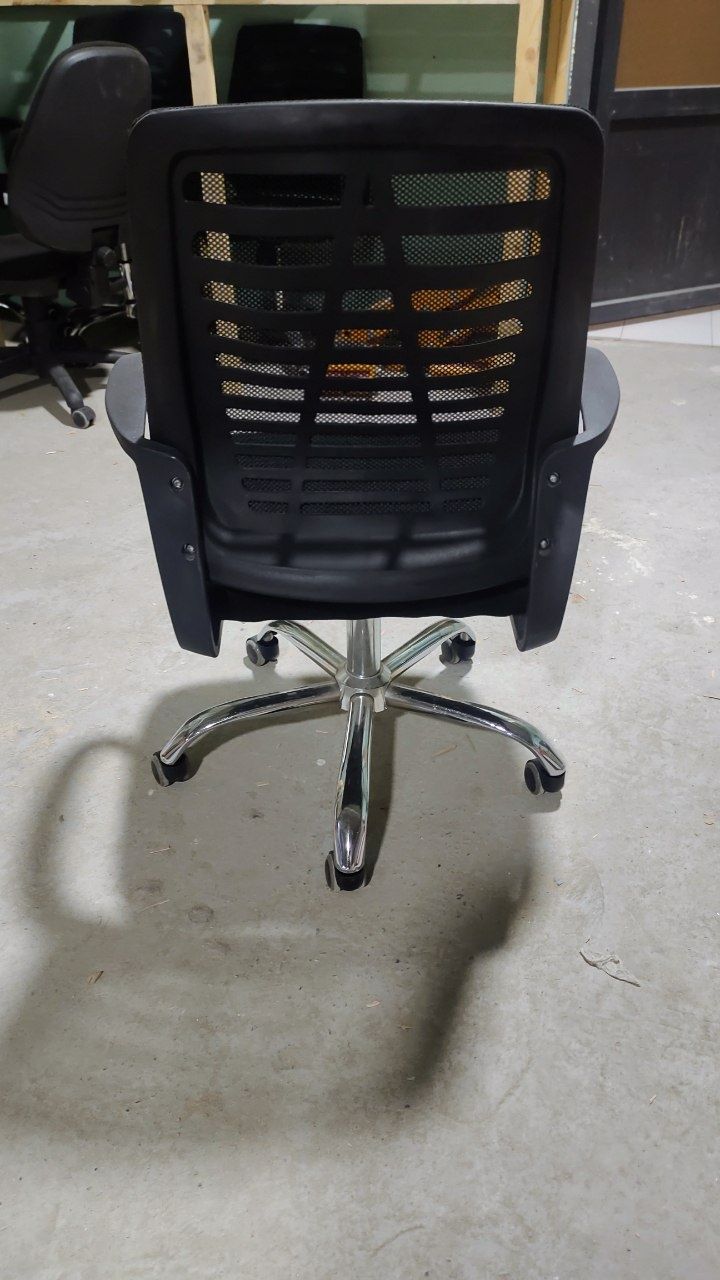 Кресло офисные б/у