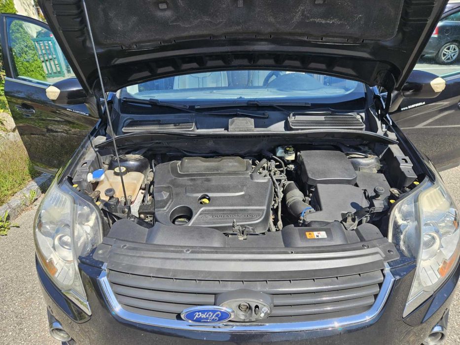 Vand ford kuga An 2010