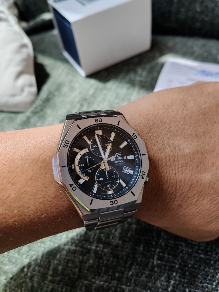 Casio efb 680d 1av