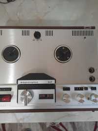 Magnetofon Telefunken 207