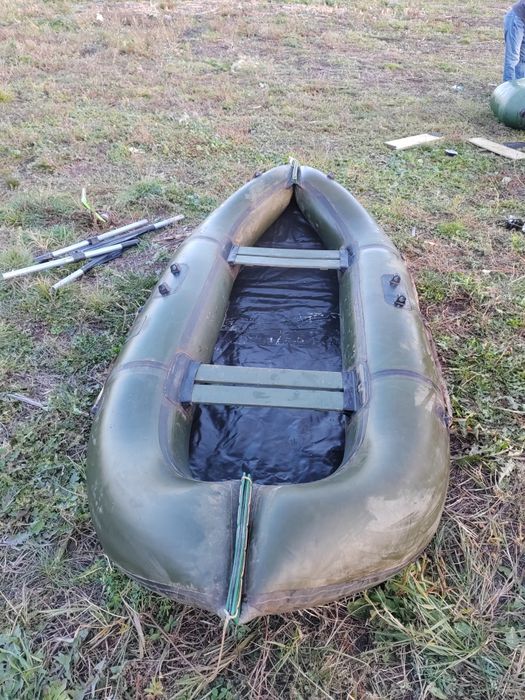 Советская качественная лодка Уфимка