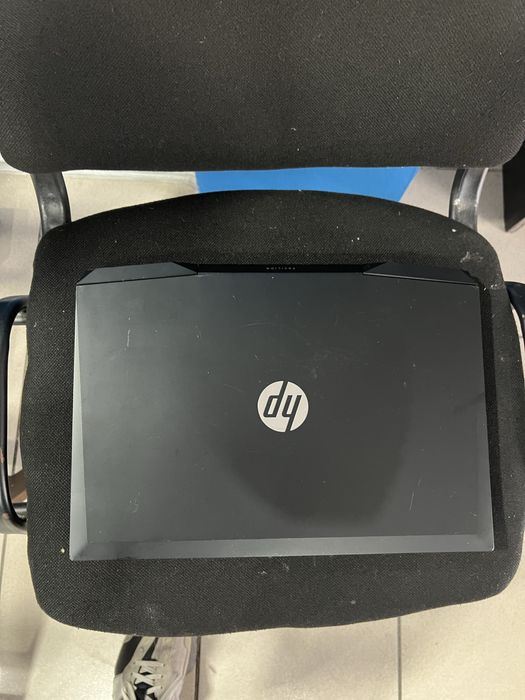 Vand laptop ho 15 gaming i5 9300h 16gb ram ssd 480gb Gtx 1650