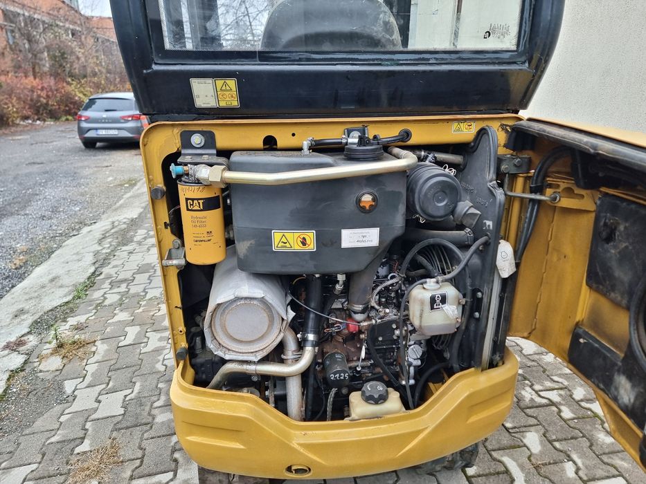 Miniexcavator CAT 301.8C (14800 e + TVA)