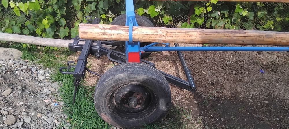 Vând straif în stare buna