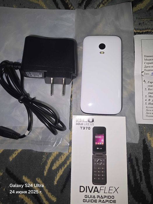 Телефон Blu Diva Flex