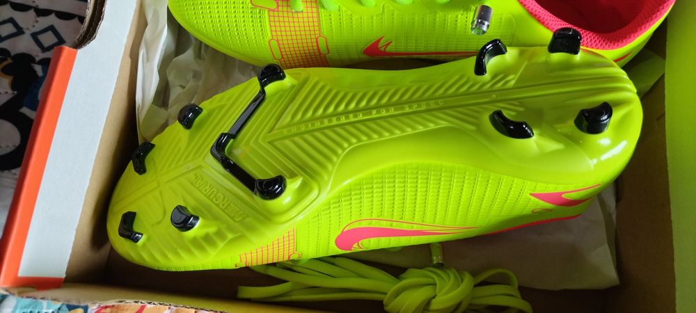 Adidași tenesi ghete papuci crampoane fotbal Nike Mercurial JRVapor 37
