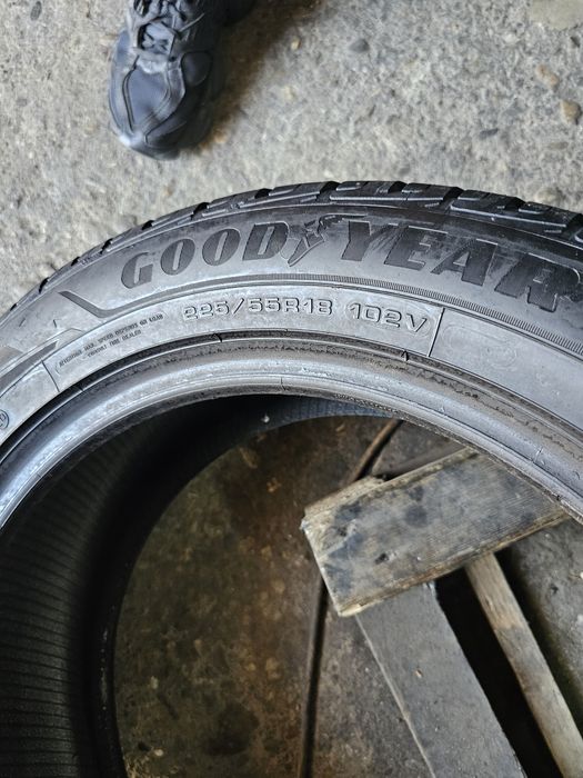2 anvelope iarna 225 55 18 Goodyear 2022