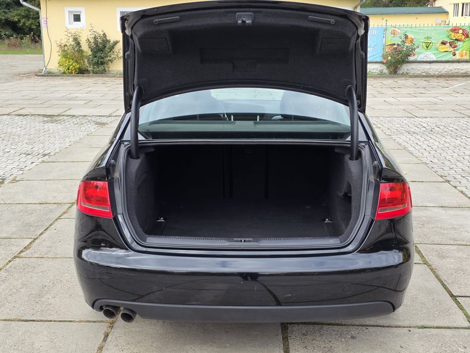 Audi A4 B8  2.0tdi 143cp. CAGA