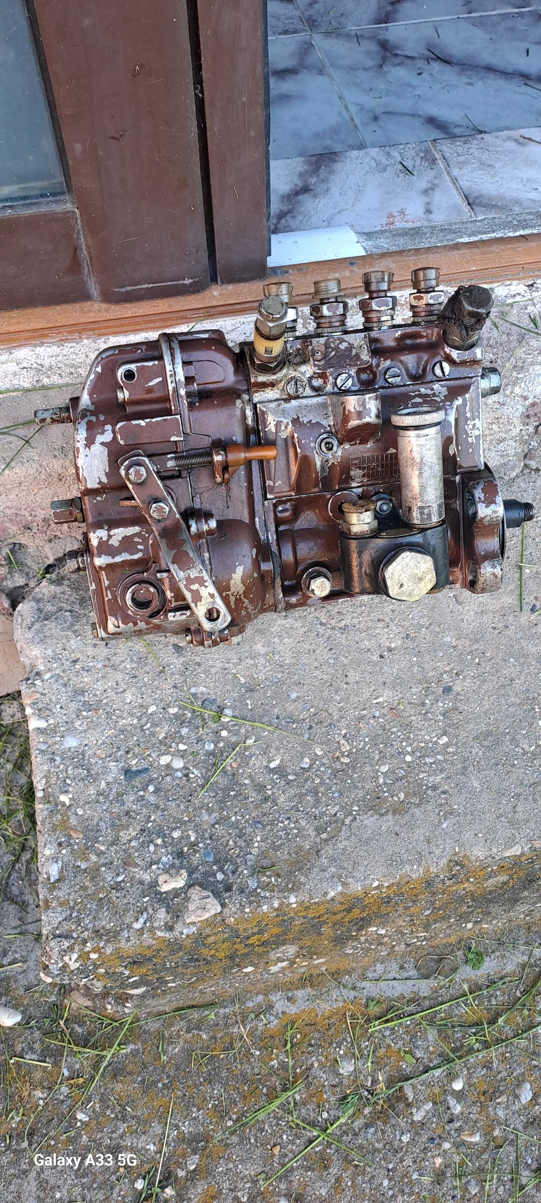 Pompa injecție motorina tractor U650