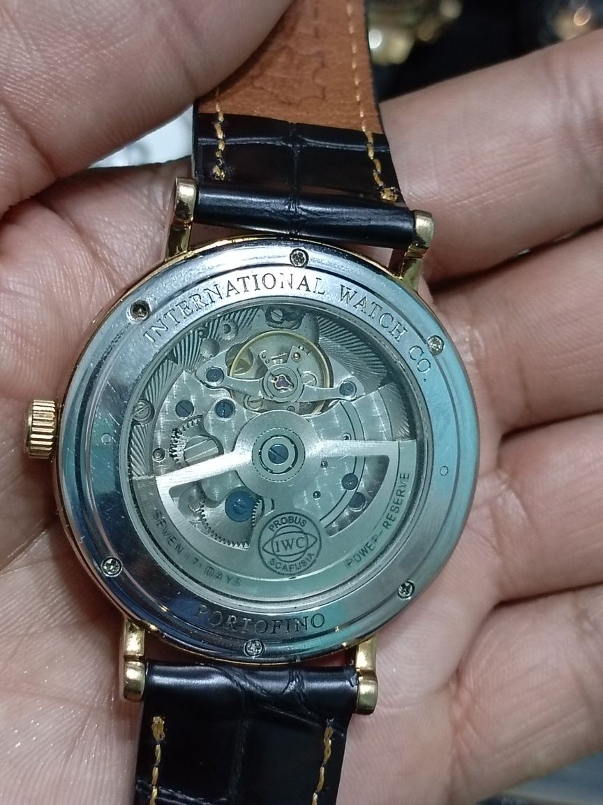 IWC Schaufhausen automatic mexanika soati holati yaxshi ruchnoy zavat