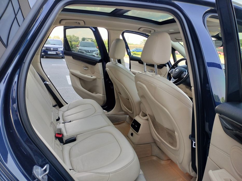 BMW 218D Automat,2.0 diesel,cp.150,km.183 mii, tel_0_7_6_9_6_1_1_1_5_3