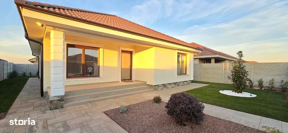 Casa de vanzare, situata in Viena Residence