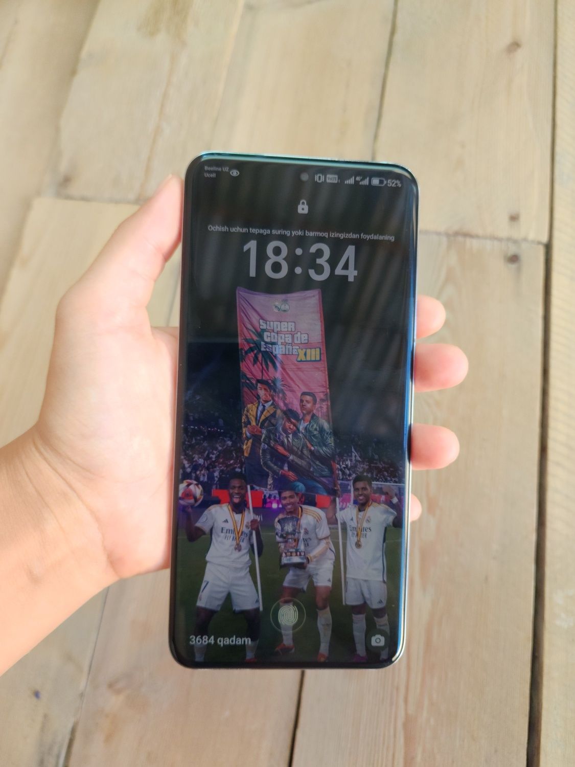 Honor 200 satiladi