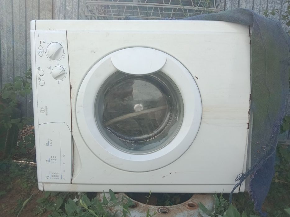 Продам стиральную салыну автома на запчасти .можно сдедать ремонт .