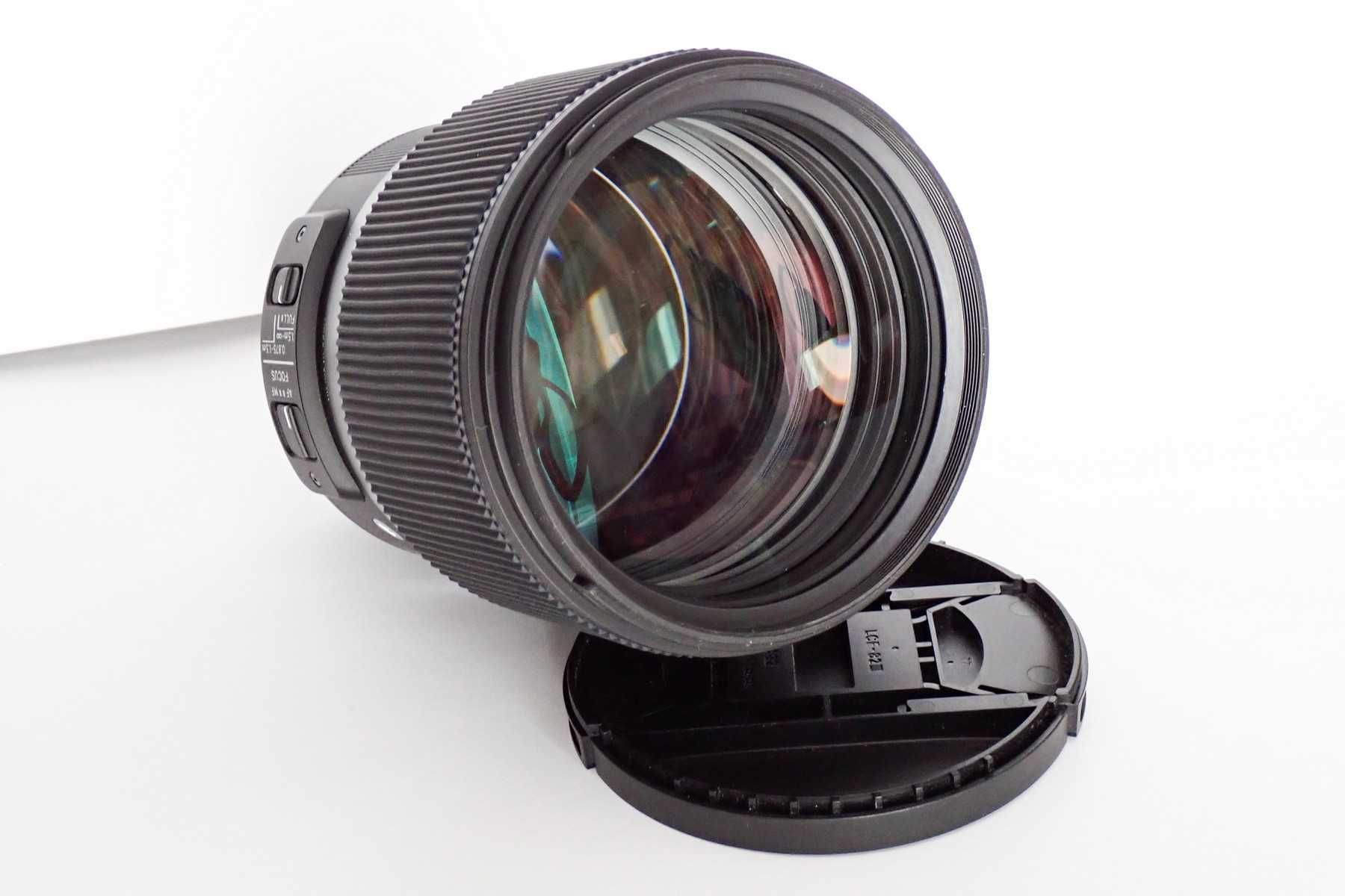 Sigma 135 mm. f1.8 Art за Nikon