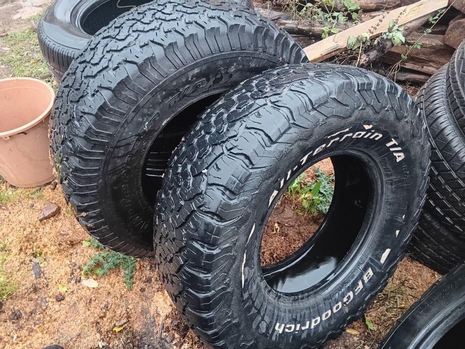 31х10.5 15 гуми 2бр резервна джип кал офф роад
